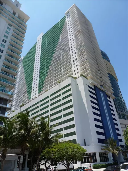1200 Brickell Bay Dr #2812, Miami, FL 33131