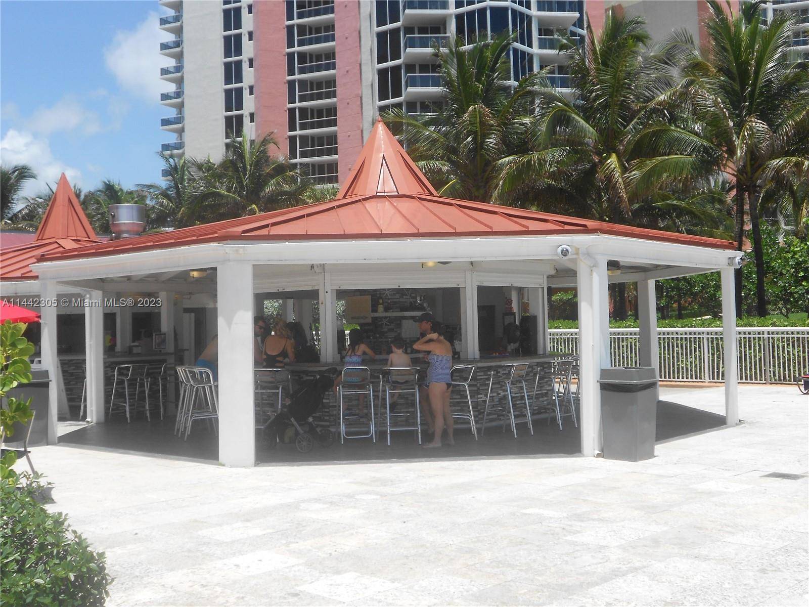 Sunny Isles Beach, FL 33160,19201 Collins Ave #637