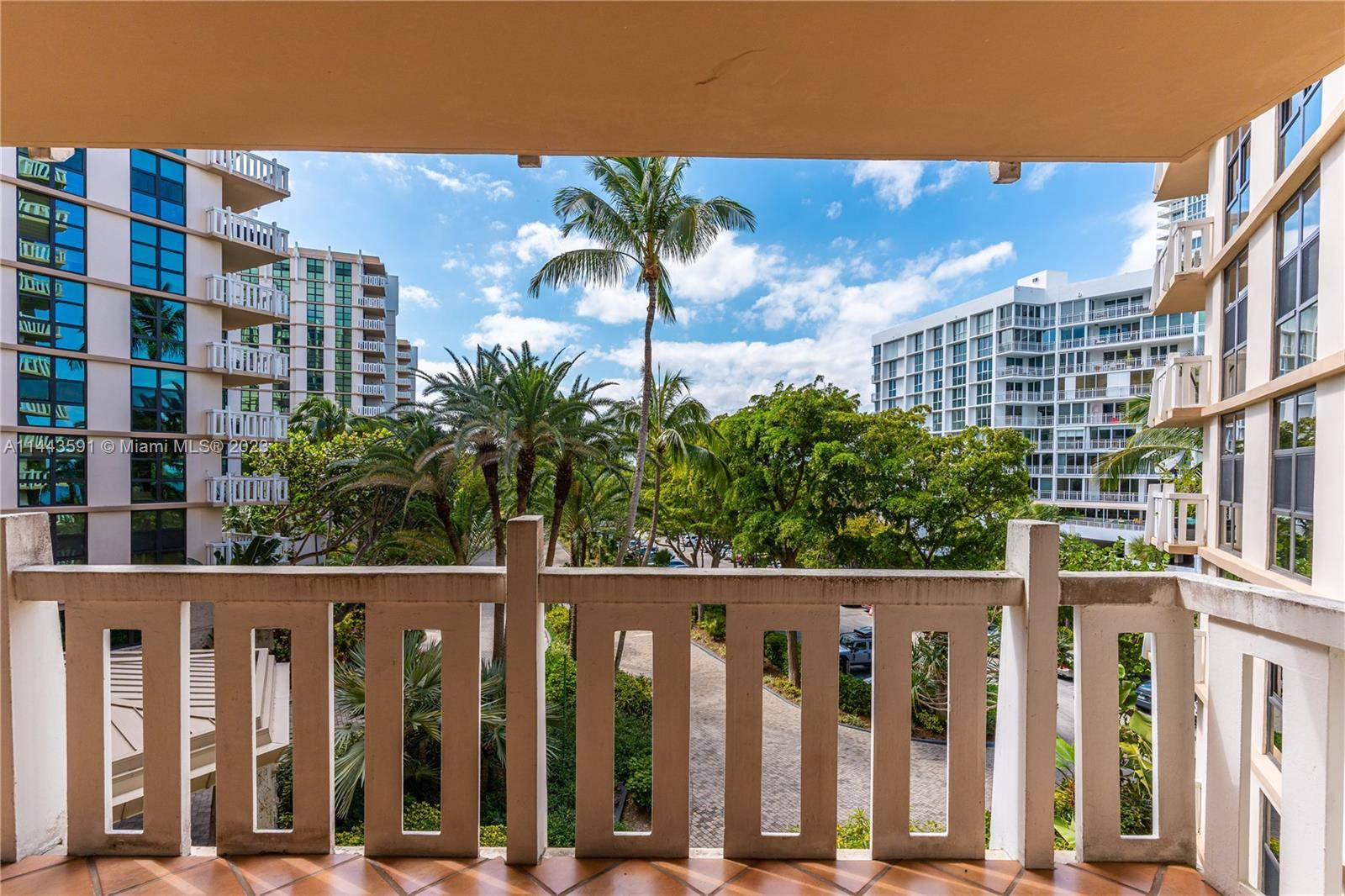 Key Biscayne, FL 33149,1111 Crandon Blvd #A306