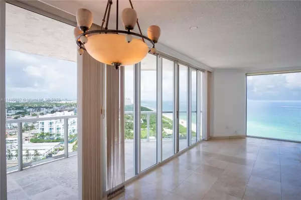 Miami Beach, FL 33141,7330 Ocean Ter #2304