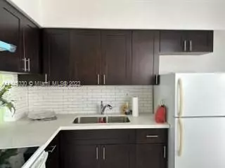 Miami, FL 33179,18746 NE 18th Ave #247