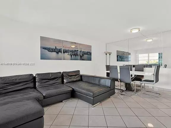 North Bay Village, FL 33141,7904 West Dr #407