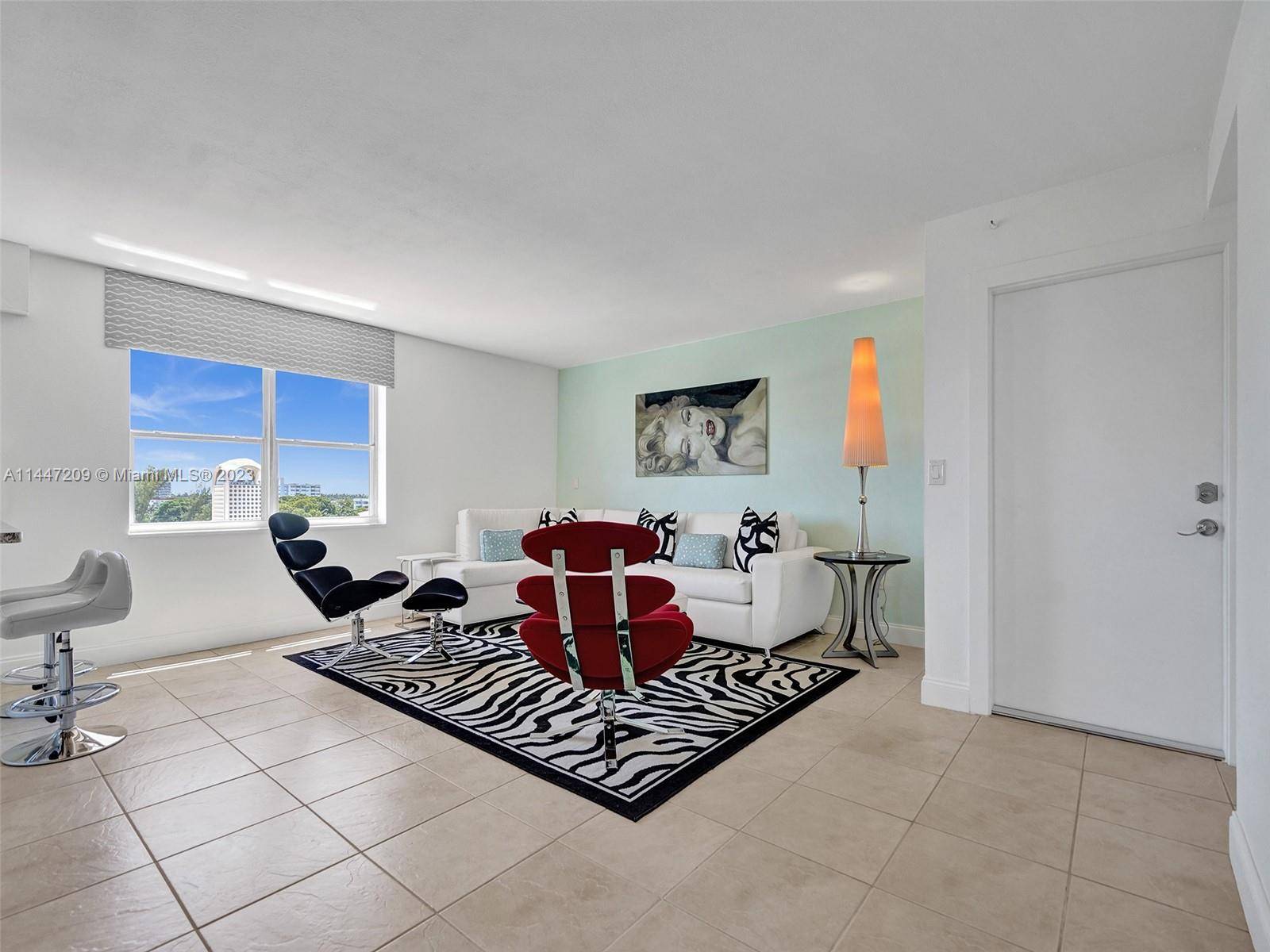 Miami Beach, FL 33141,7620 Carlyle Ave #702