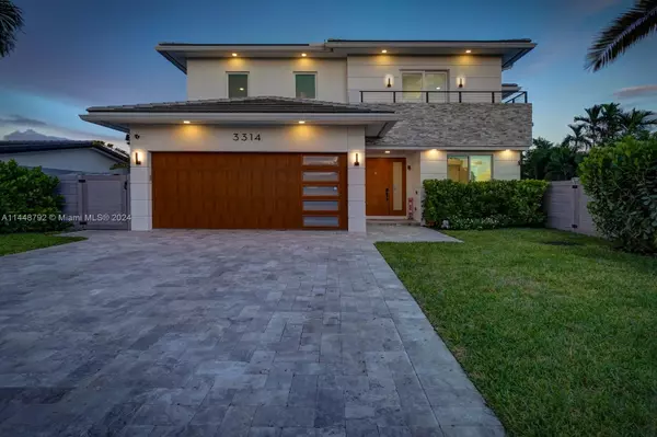 Lighthouse Point, FL 33064,3314 NE 27th Ter