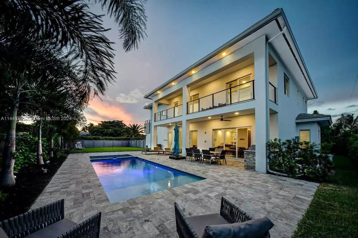 Lighthouse Point, FL 33064,3314 NE 27th Ter