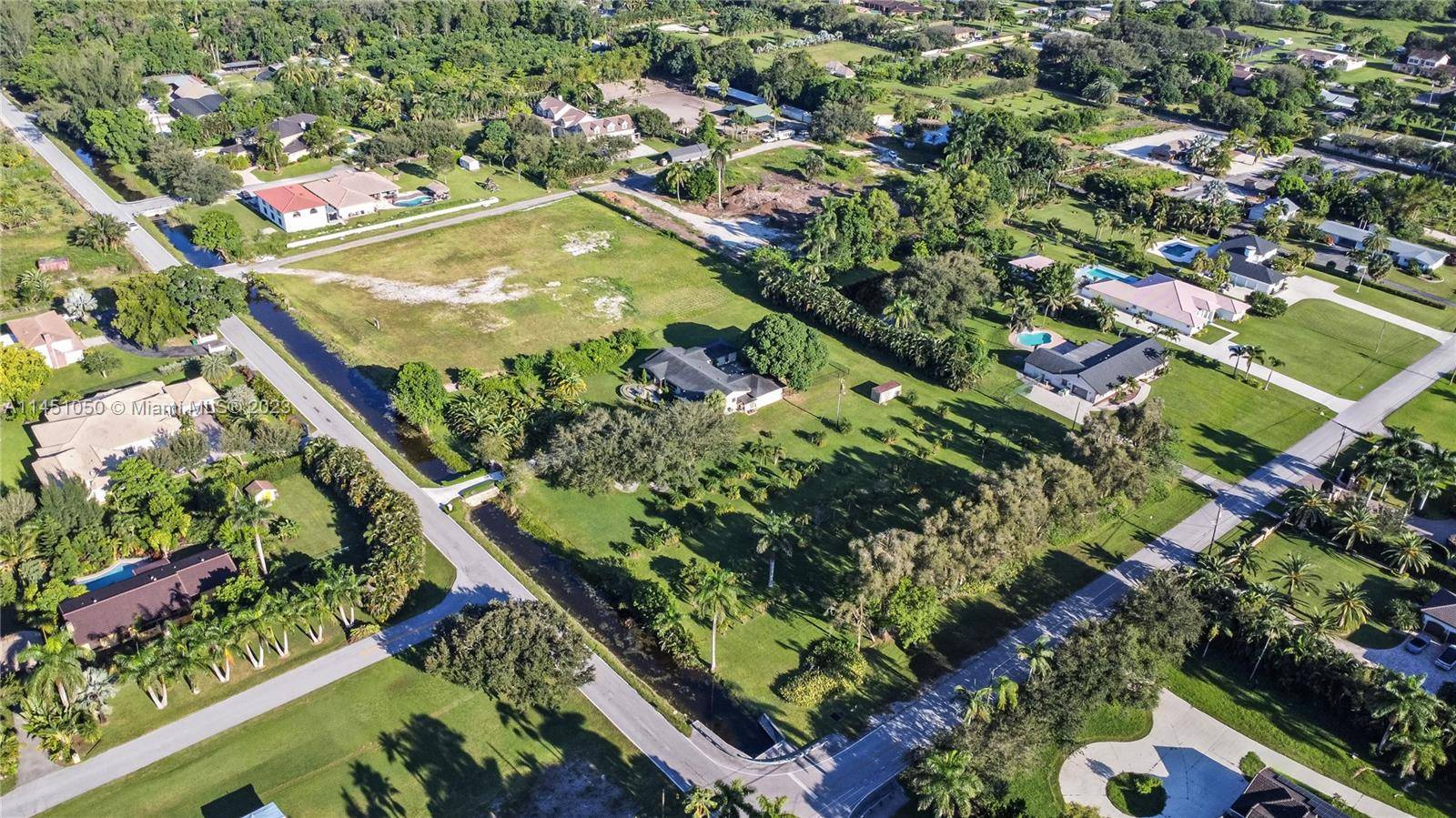 4850 SW 111th Ave, Davie, FL 33328