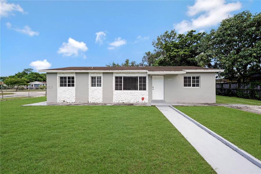 3804 NW 209th St, Miami Gardens, FL 33055