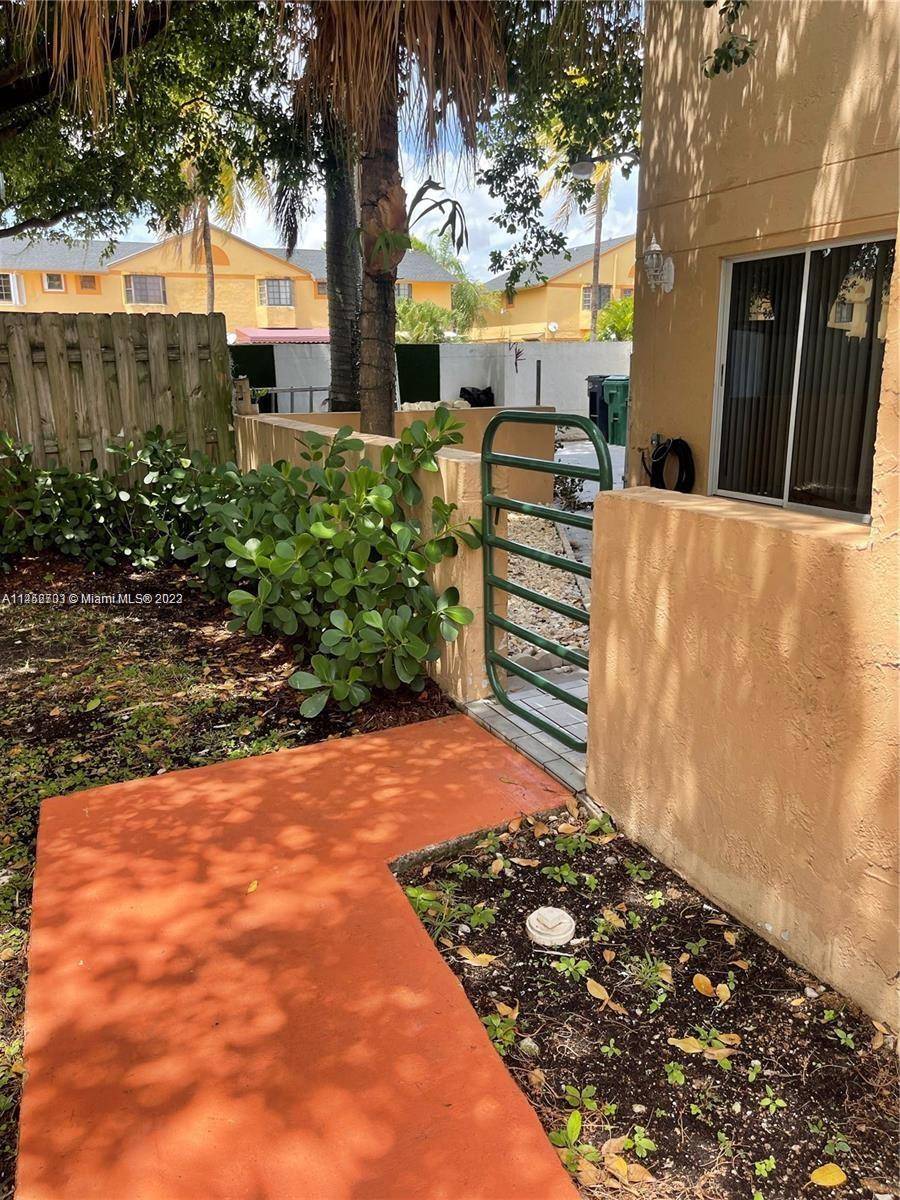 11955 SW 18th Ter #9, Miami, FL 33175