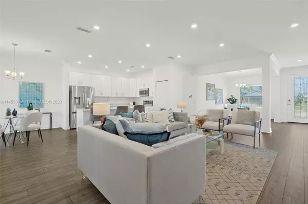 Cape Coral, FL 33914,2829 Gleason Pkwy