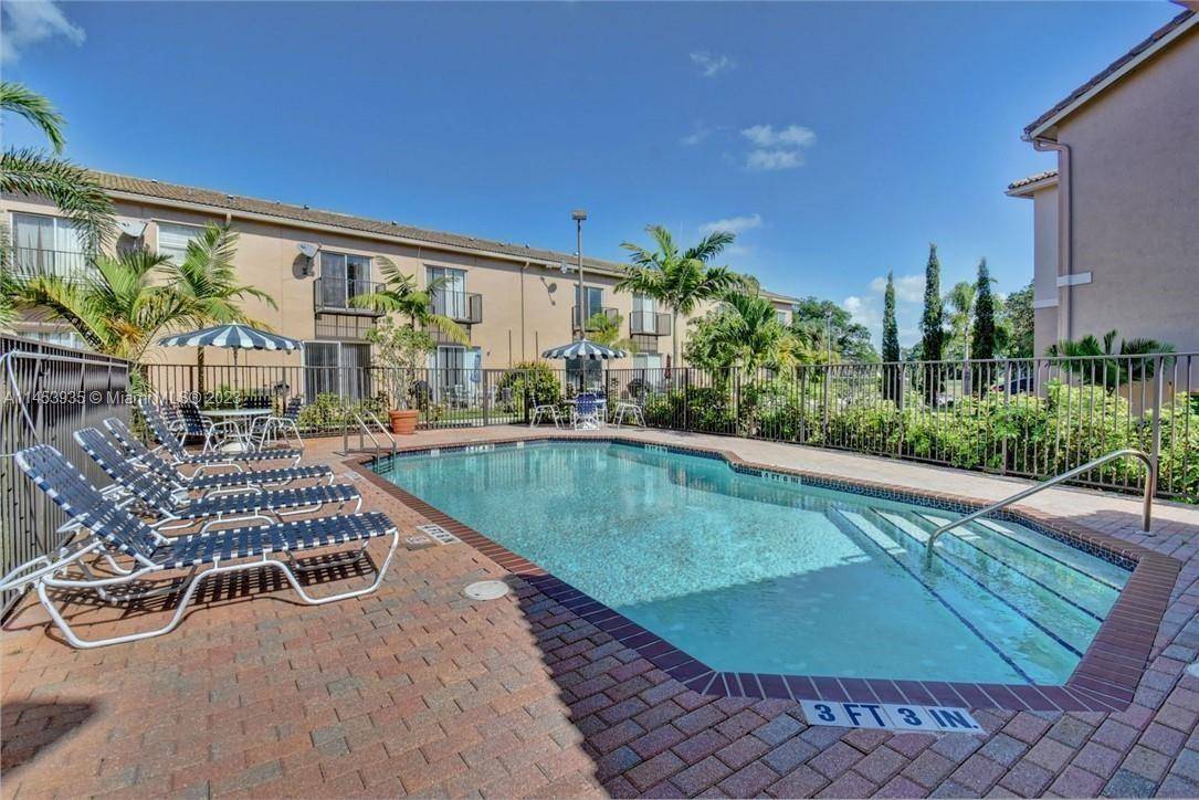 Tamarac, FL 33321,8318 Lagos De Campo Blvd #8318