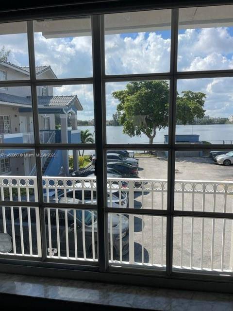 Hialeah Gardens, FL 33016,8320 NW 103rd St #208-A