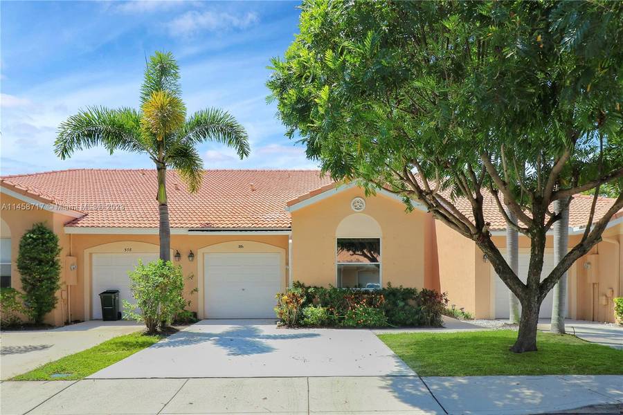 386 Coral Trace Ln, Delray Beach, FL 33445