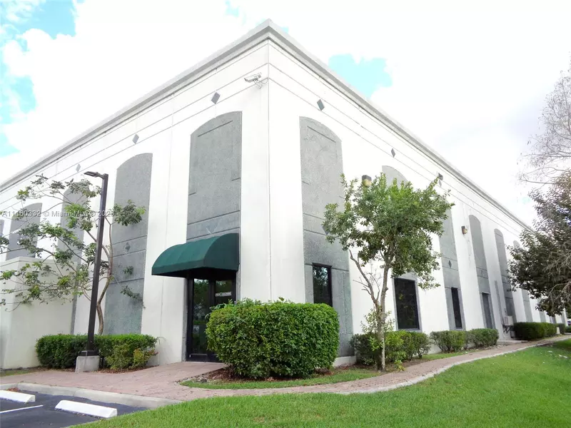 1351 Sawgrass Corporate Pkwy #102, Sunrise, FL 33323