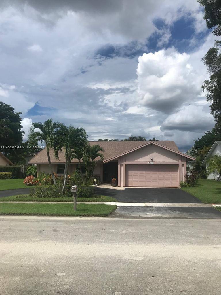 9561 NW 32nd Ct, Sunrise, FL 33351