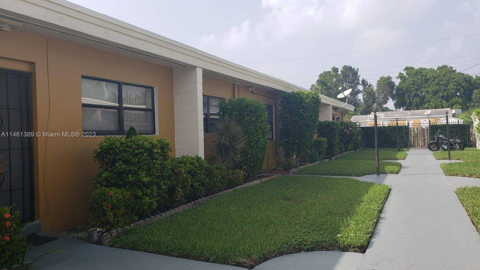 Hollywood, FL 33020,Address not disclosed