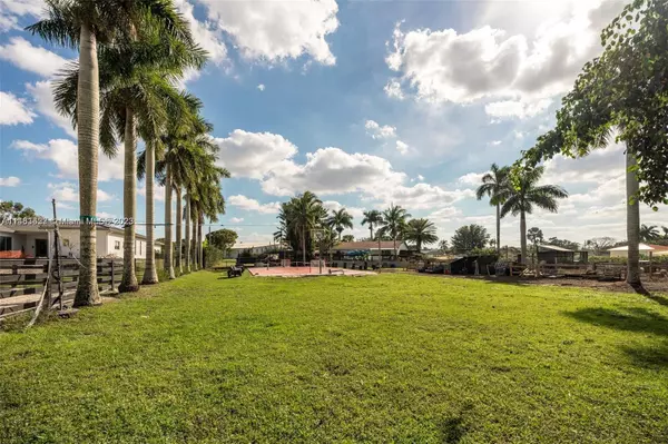 Cooper City, FL 33024,3851 NW 94th Ave