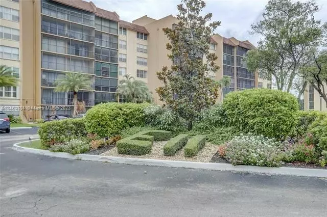 3651 Environ Blvd #458, Lauderhill, FL 33319