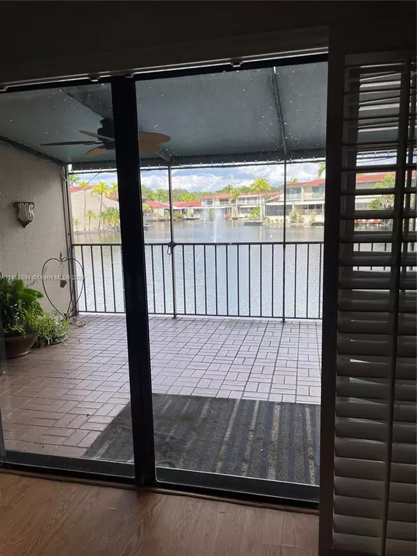 Miami Lakes, FL 33016,8371 Rednock Ln #8371