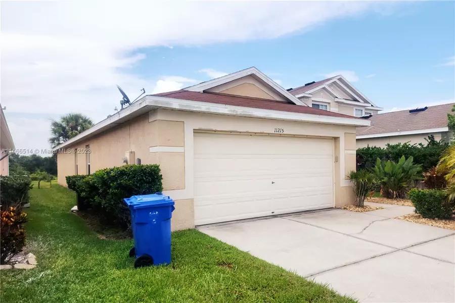 11215 COCOA BEACH DR, Riverview, FL 33569