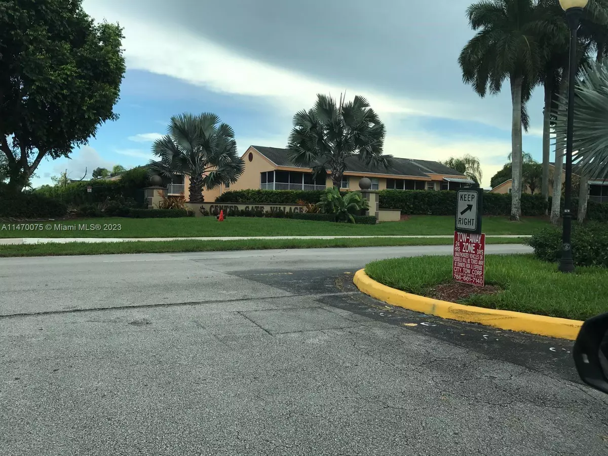 Homestead, FL 33035,2218 SE 27th Dr #204-B