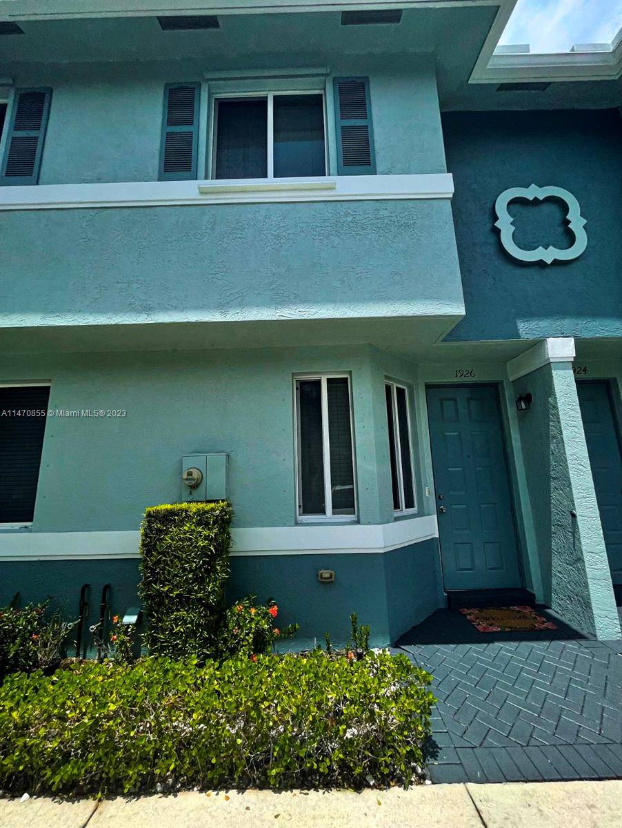 1926 Hibiscus Ln #1926, Riviera Beach, FL 33404