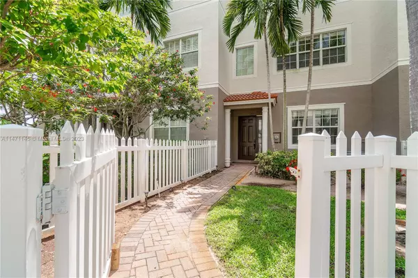 Hypoluxo, FL 33462,117 Ocean Cay Way