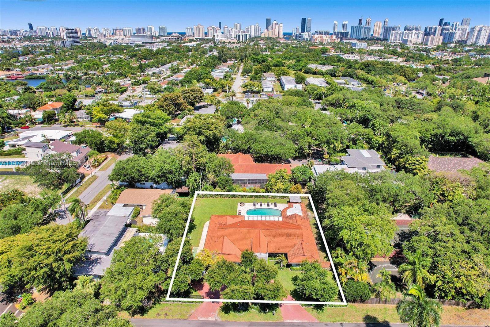 North Miami Beach, FL 33179,19105 NE 21st Ave