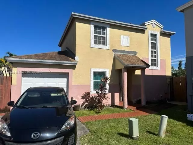 9205 SW 147th Ct, Miami, FL 33196