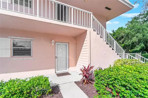 Jupiter, FL 33469,18081 SE Country Club Dr #Bldg 1 Apt 5