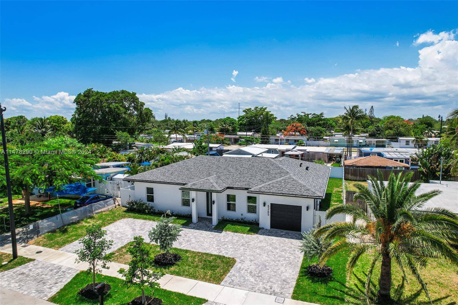 5265 NE 20th Ave, Pompano Beach, FL 33064