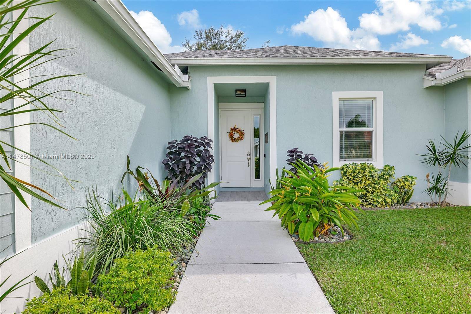 Port St. Lucie, FL 34953,418 SW Lakota Ave
