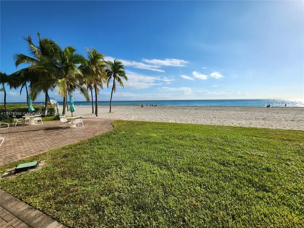 1801 S Surf Rd #1D,  Hollywood,  FL 33019