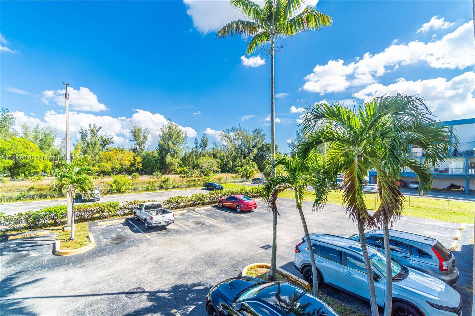 Miami, FL 33126-581,403 NW 72nd ave #219-G