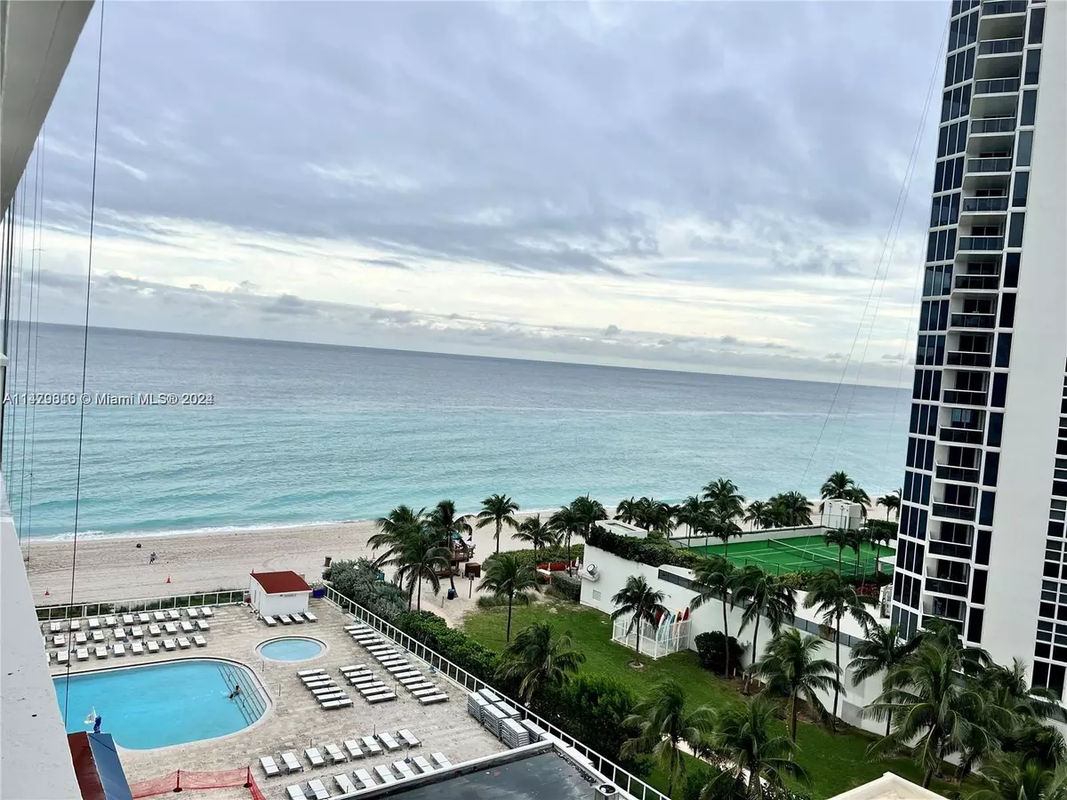 Sunny Isles Beach, FL 33160,19201 Collins Ave #803