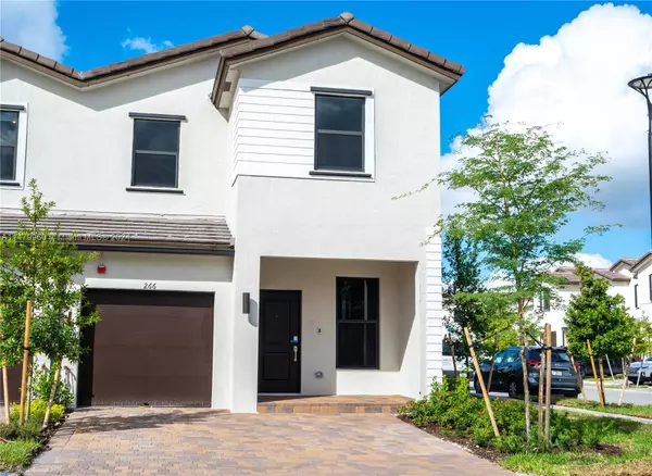 266 SW 159 PL, Pembroke Pines, FL 33027