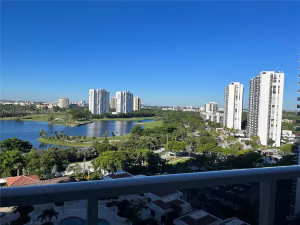 20281 E Country Club Dr #1105, Aventura, FL 33180