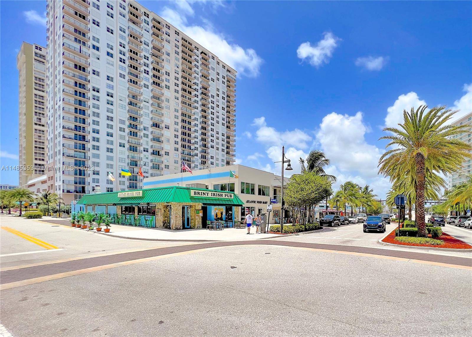 Pompano Beach, FL 33062,111 Briny Ave #15-06