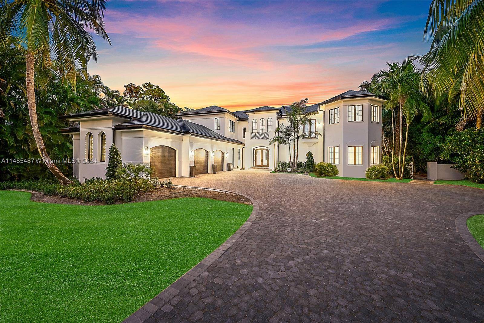 Tequesta, FL 33469,19020 Point Dr.