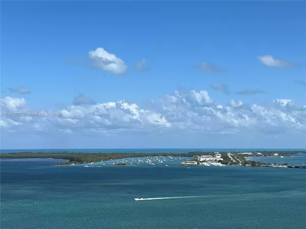 218 SE 14th Street #TS107, Miami, FL 33131