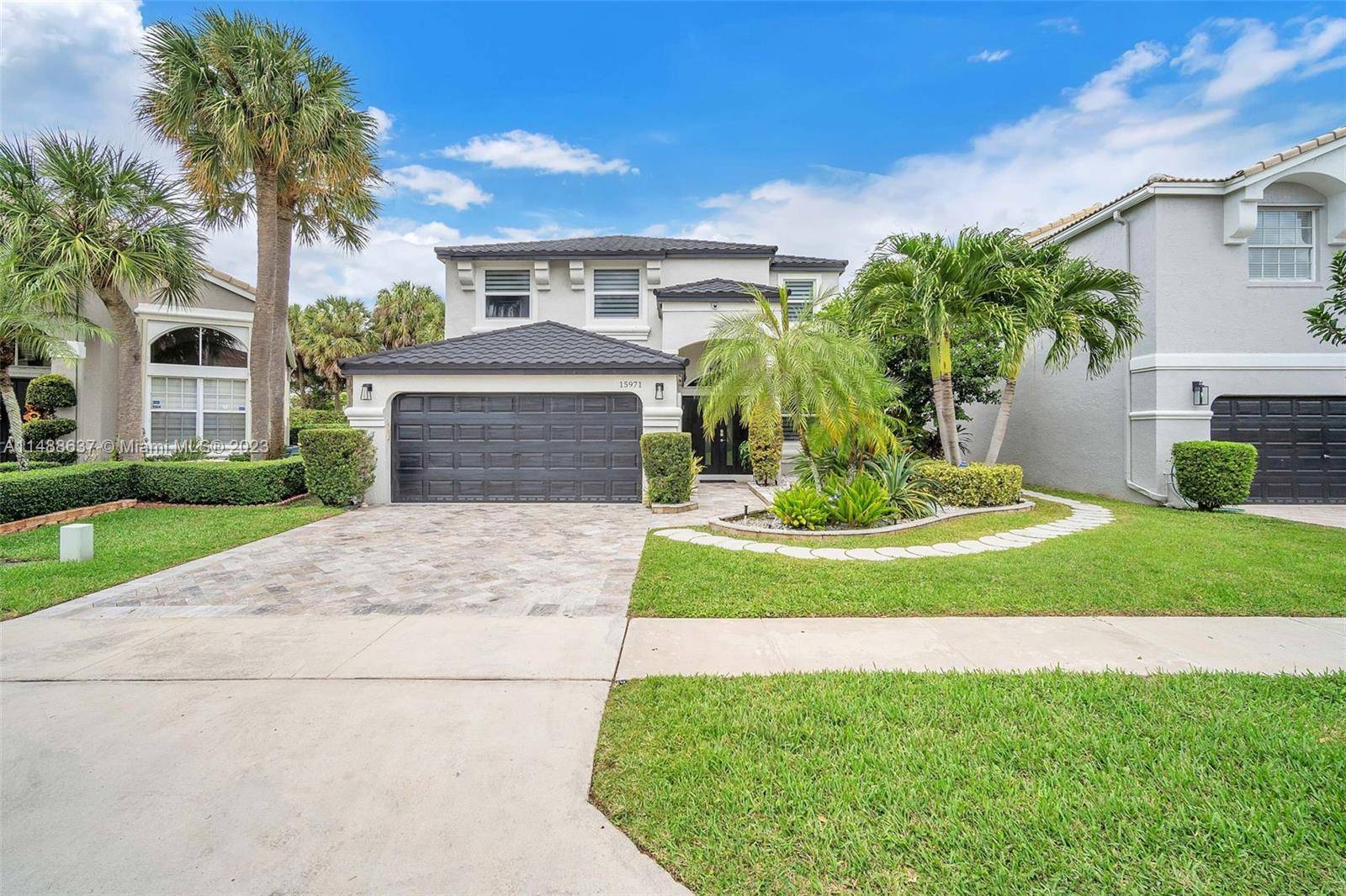 15971 NW 14th Rd, Pembroke Pines, FL 33028