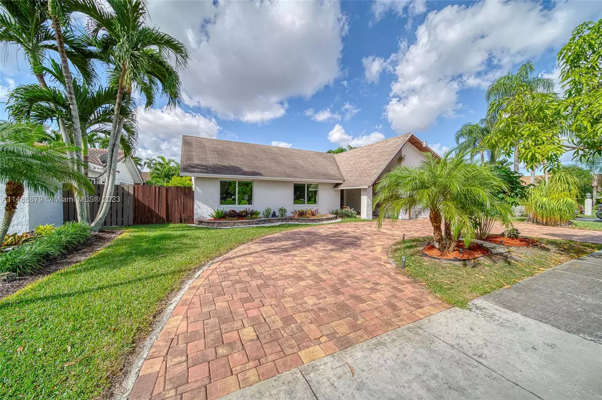 Miami, FL 33186,9904 SW 133rd Ct