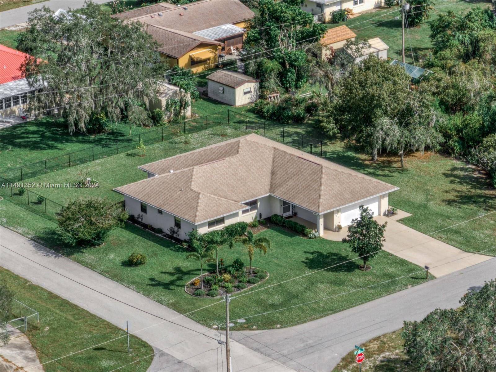 Lake Placid, FL 33852,137 Grape Road