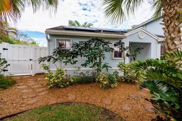 Davie, FL 33314,7251 SW 39th Ct