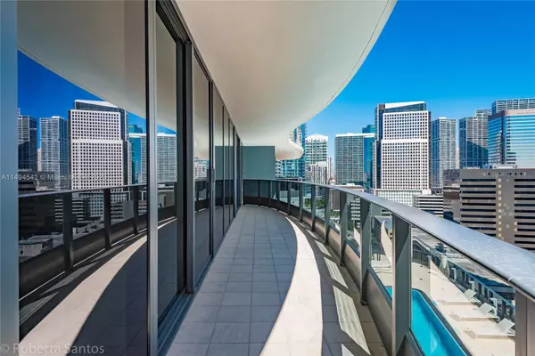 Miami, FL 33131,1000 Brickell Plz #2009