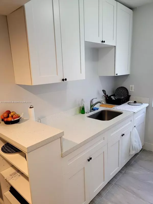 Miami Beach, FL 33141,7610 Dickens Ave
