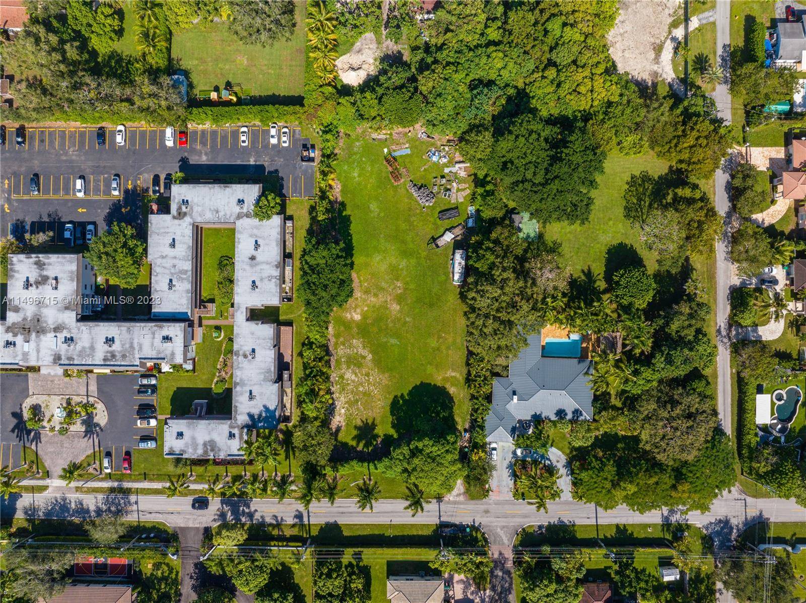 Miami, FL 33156,8445 SW 94th St