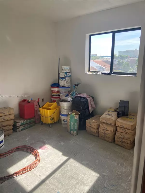 Hialeah, FL 33016,5460 W 21st Ct #308