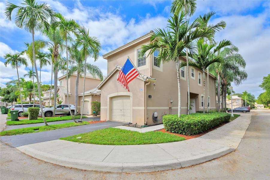 1895 Madeira Dr #1895, Weston, FL 33327