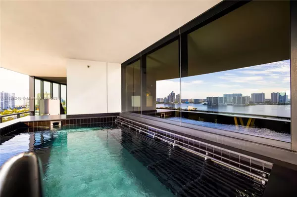 Sunny Isles Beach, FL 33160,18555 Collins Ave #1503