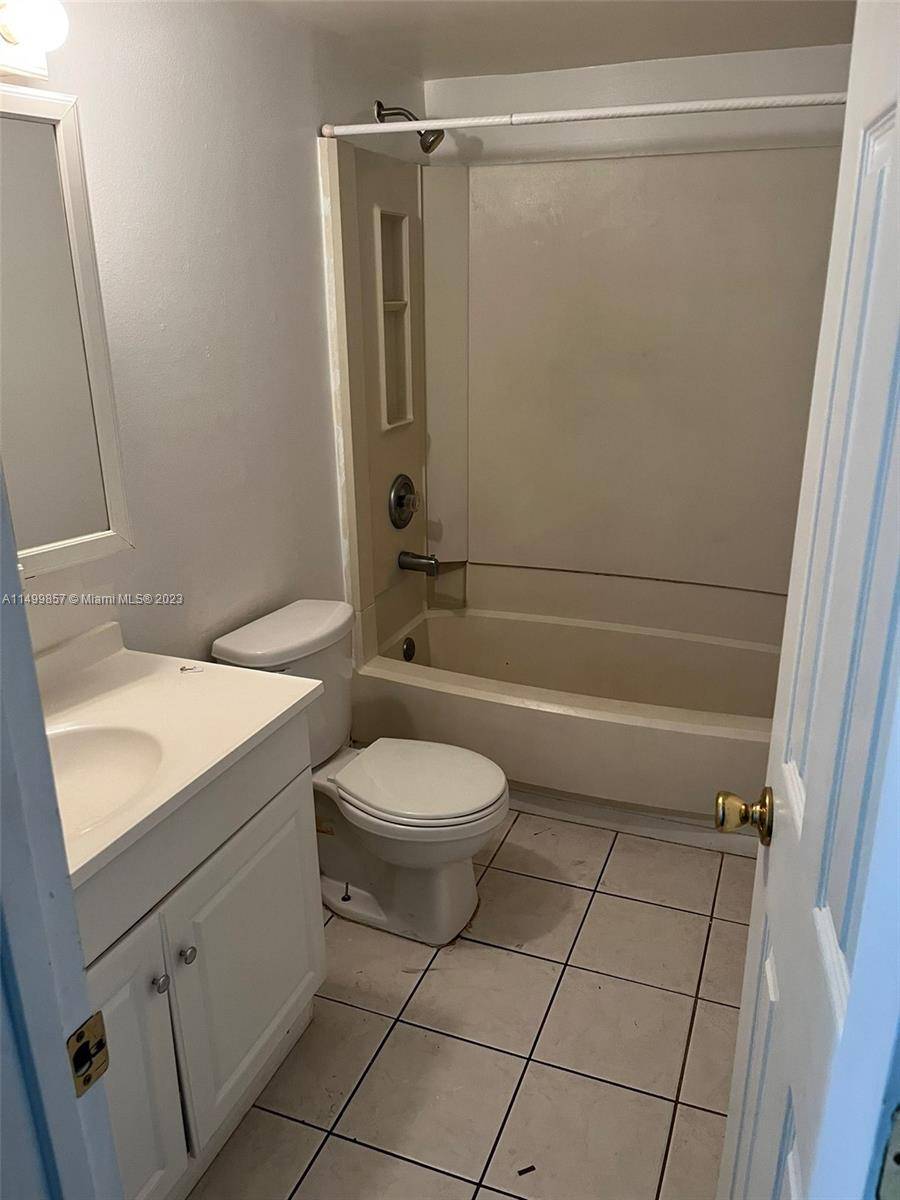 Pompano Beach, FL 33060,1085 S Flagler Ave #619